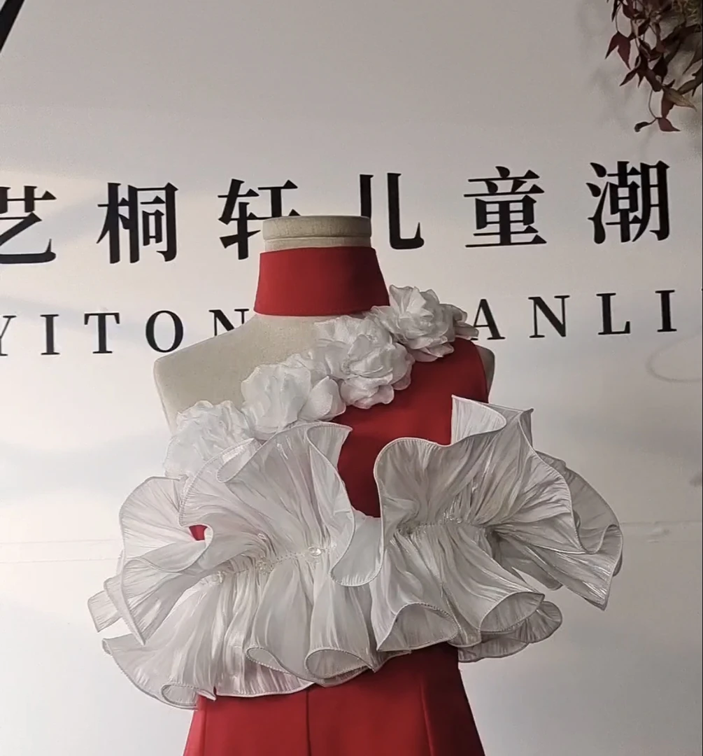 红色斜肩单上衣儿童潮服走秀潮服儿童演出服