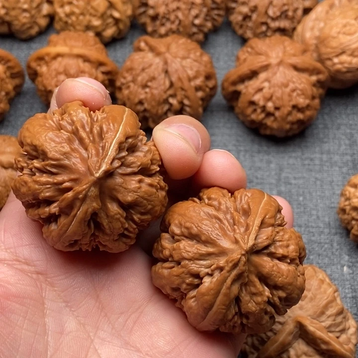 把件文玩核桃京***哥霸王龙41