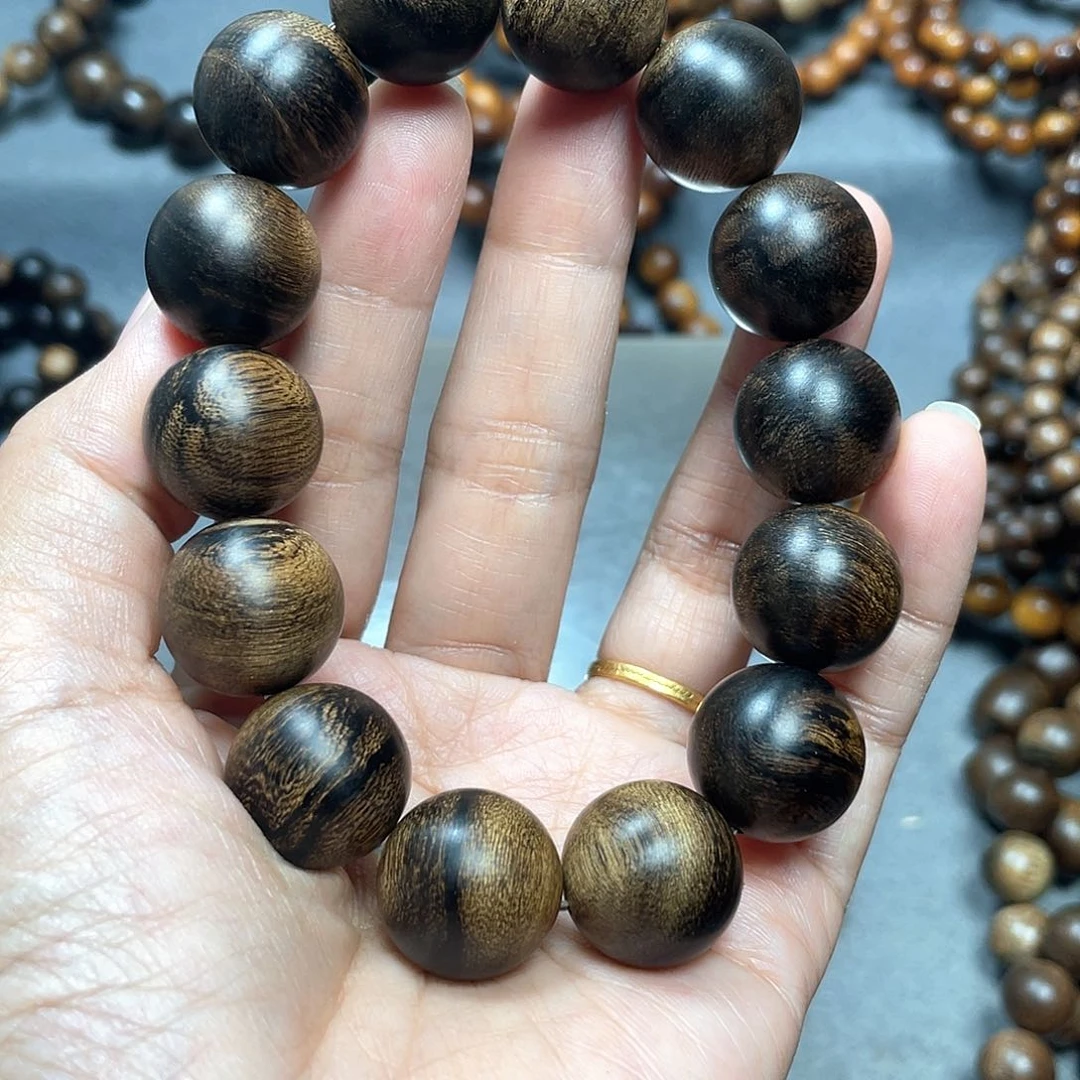 沉香手串白棋瘤疤1.6