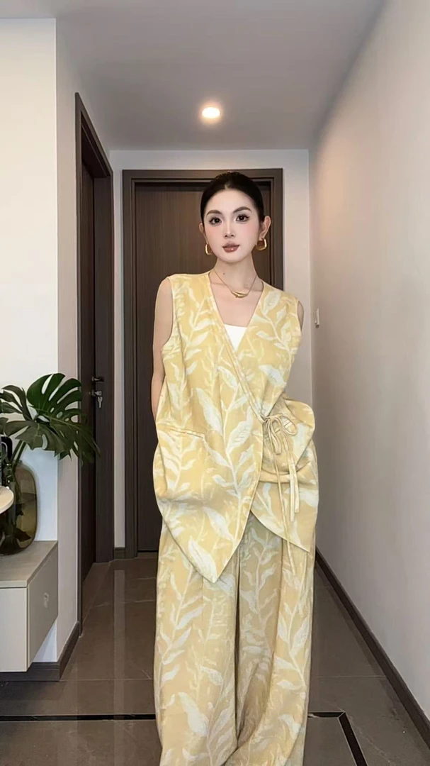 欧货休闲亚麻西装马甲套装女夏2025新款印花马夹棉麻阔腿裤两件套