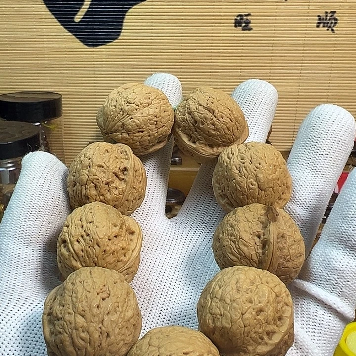 吊坠文玩核桃小奶方