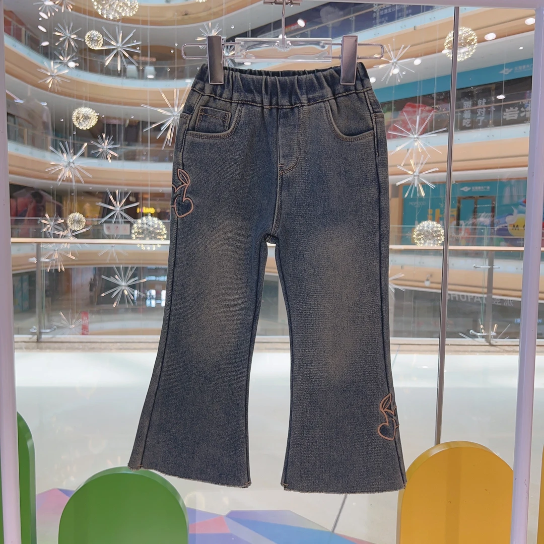 2024冬季加绒女童时尚百搭绣花牛仔喇叭裤15830350012