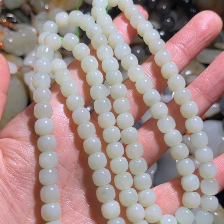 和田玉未镶嵌手串