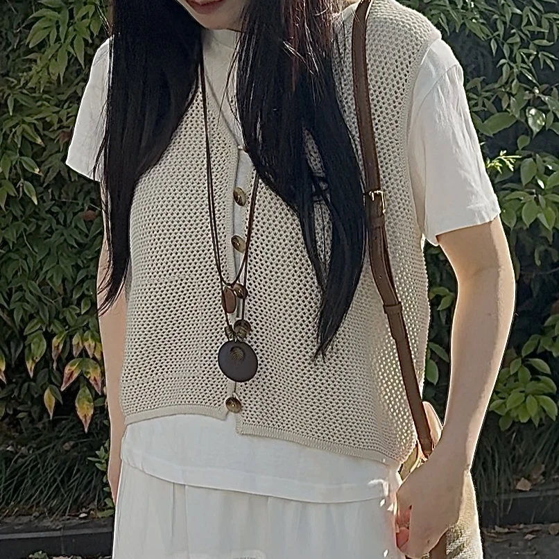 复古精致小众排扣镂空马甲Z24SJ851