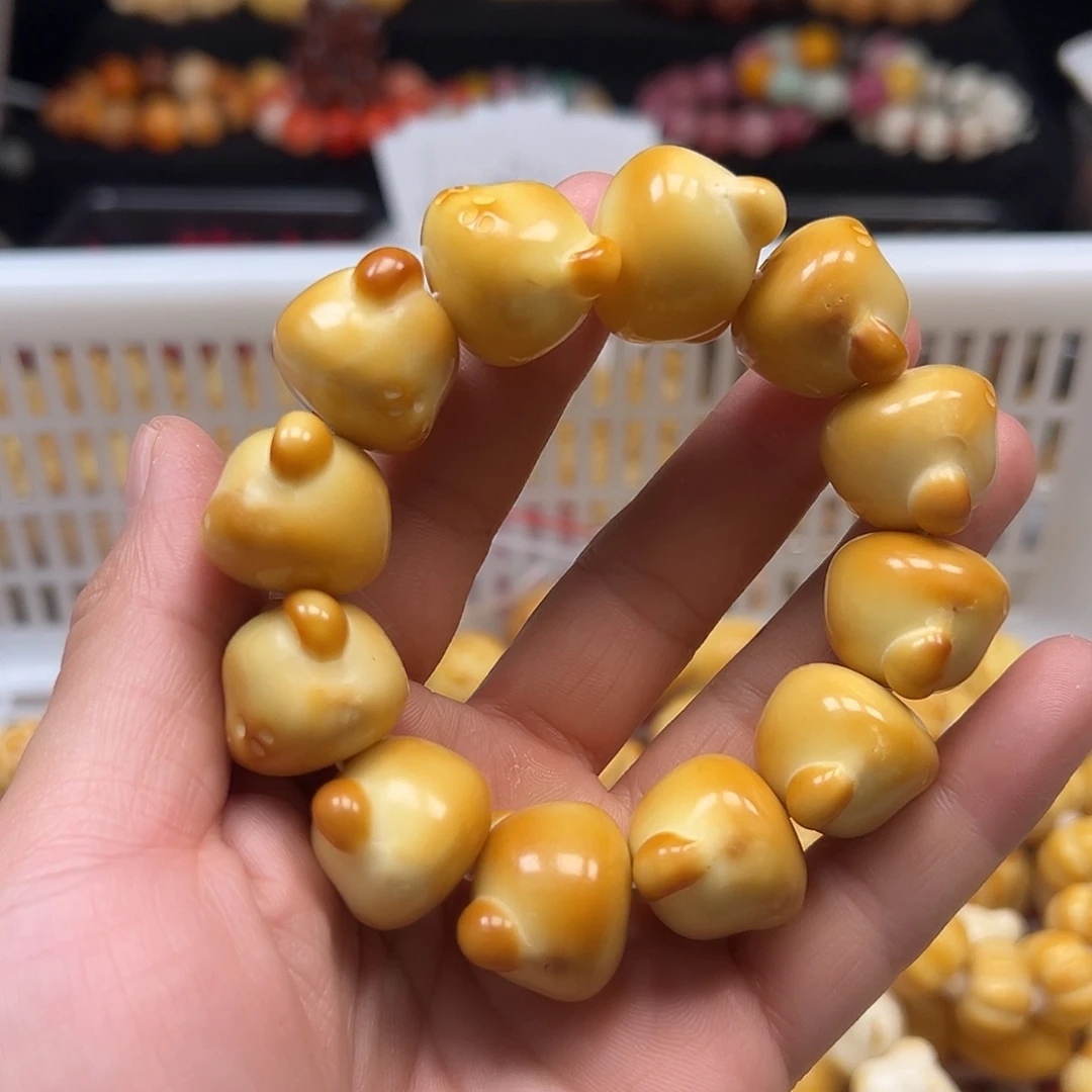 欧***怪菩提根/象牙果手串熊一条瑕有裂