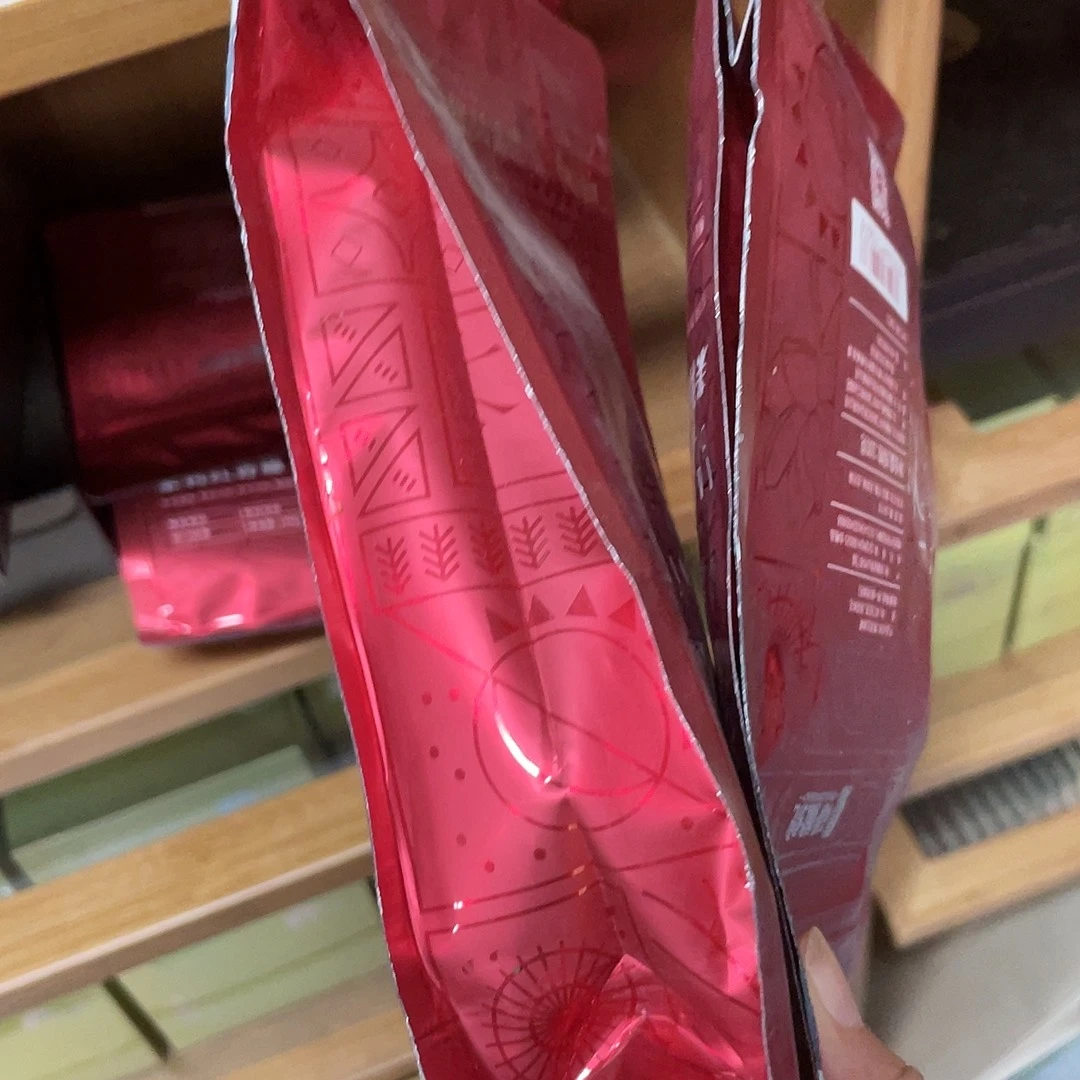 小***羊杯子里还有很多东西