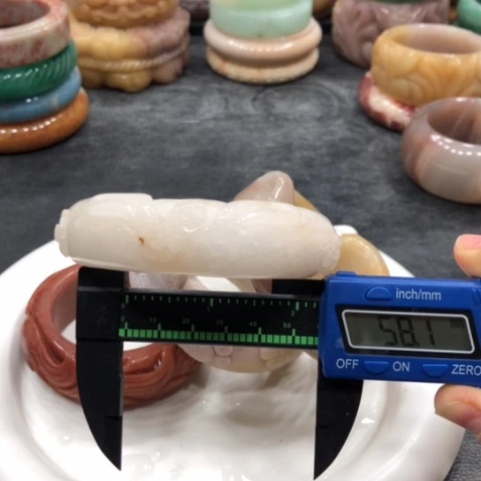 未镶嵌石英质玉珠宝半成品2