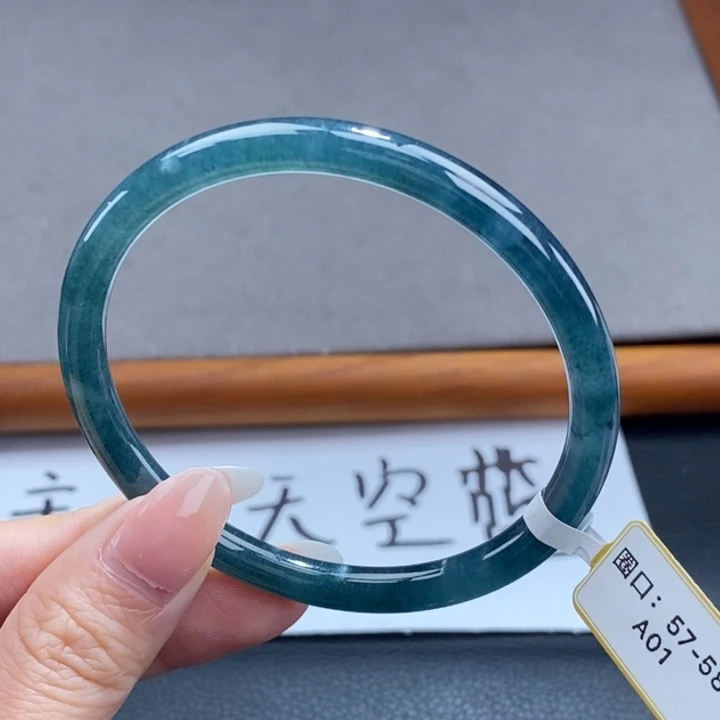翡翠未镶嵌手镯翡翠手镯88