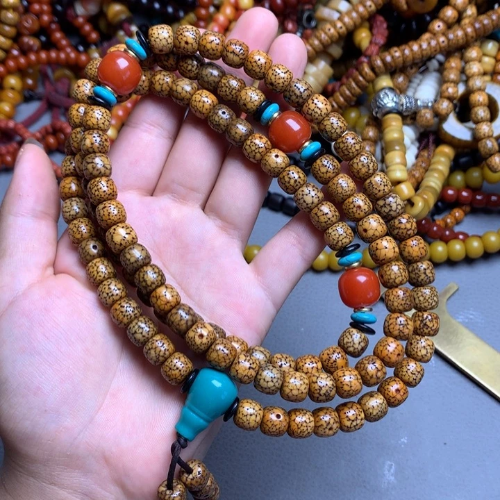 藏地密码藏饰品串