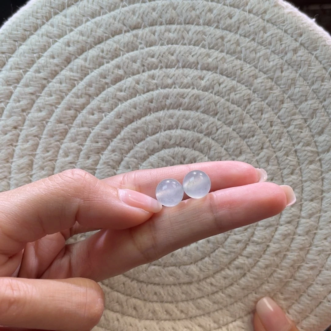 翡翠散珠月****女天然缅a翡翠冰蓝卡9