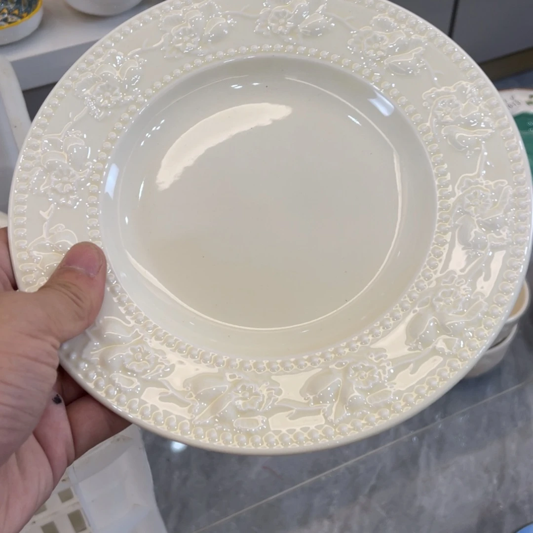 陶瓷微瑕餐具介意勿拍，满18飞！