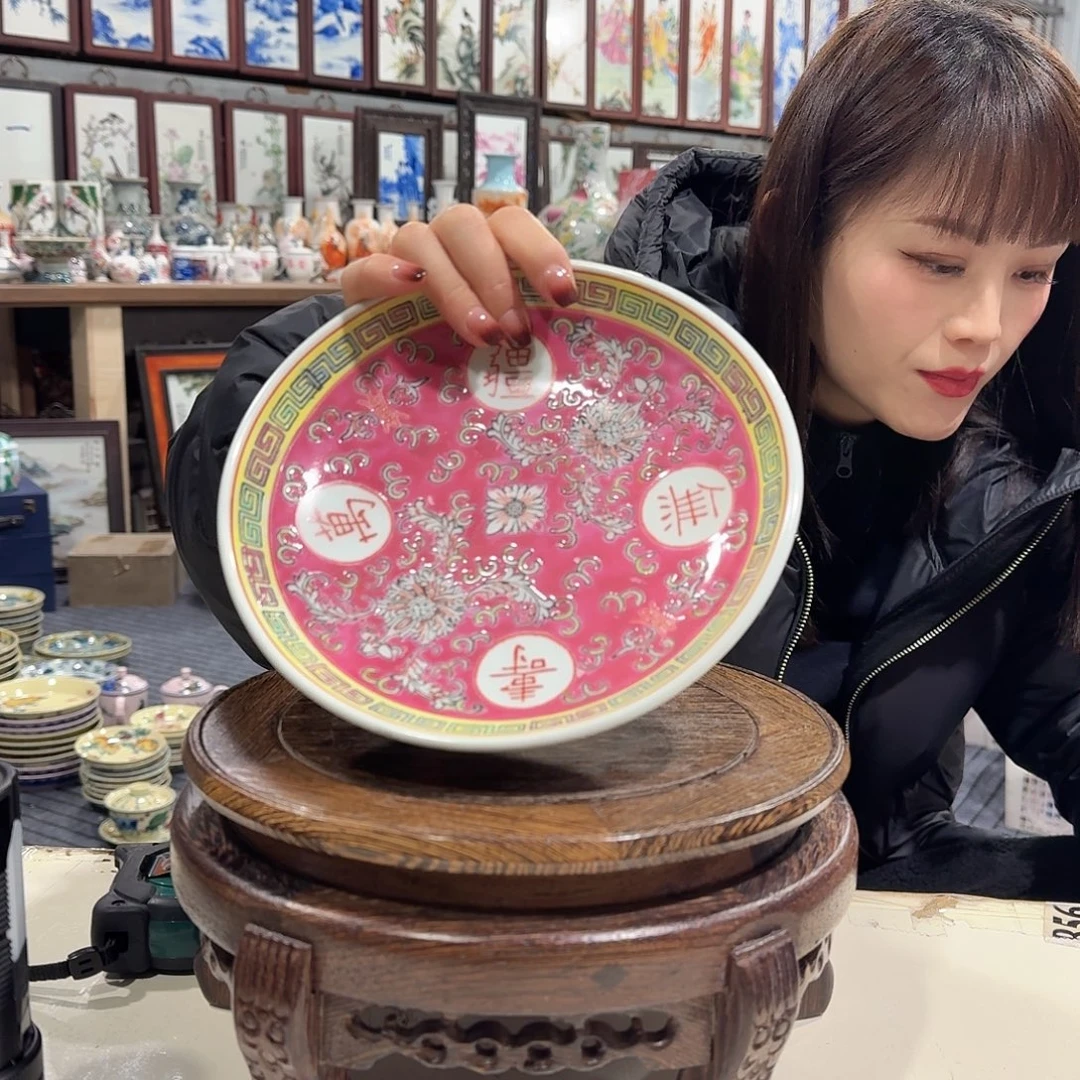 摆件瓷//////景德镇陶瓷瓷器。