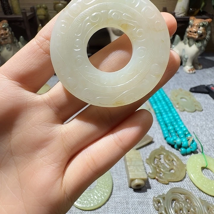 ****天和田玉（糖玉）未镶嵌挂件