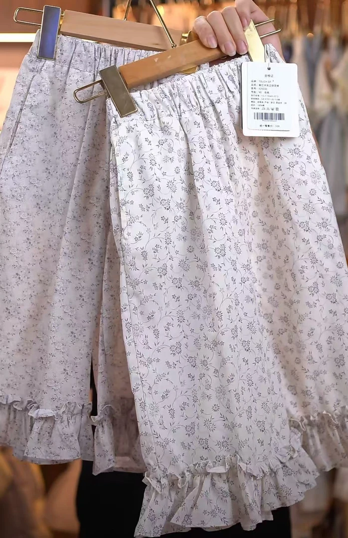 AC356~TF·25夏~脚口木耳边碎花裤525030