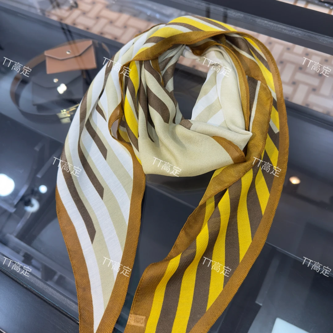 【撞色条纹菱形巾】时尚高级感百搭薄款菱形巾舒适透气摩登洋气