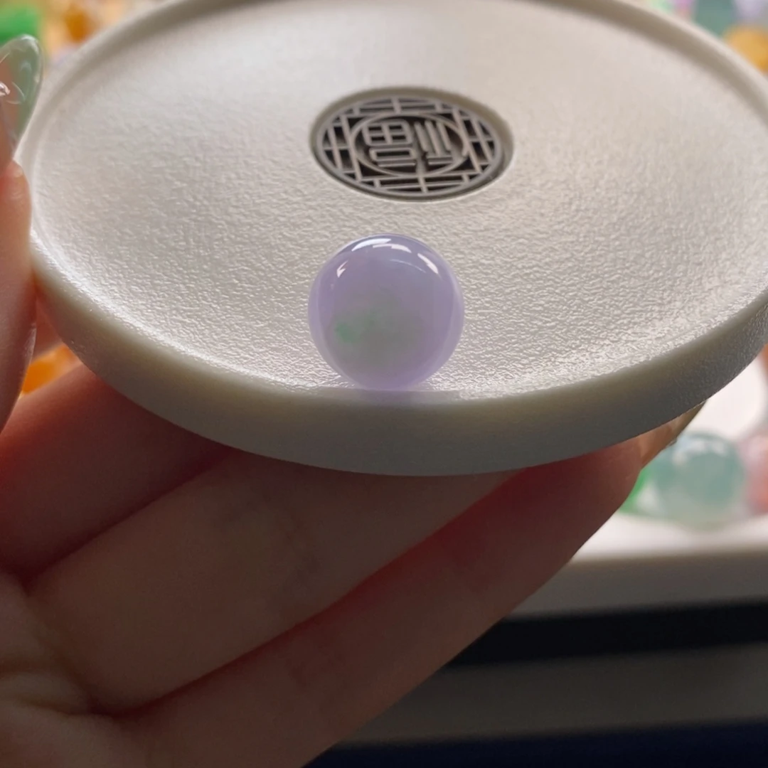 翡翠未镶嵌颈饰紫底飘绿圆珠卡12+