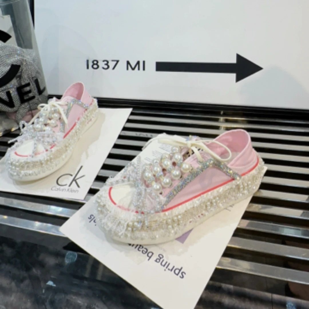 A.M艾墨儿女款早秋款2025年新款手工DIY小香风ins仙女风休闲板鞋