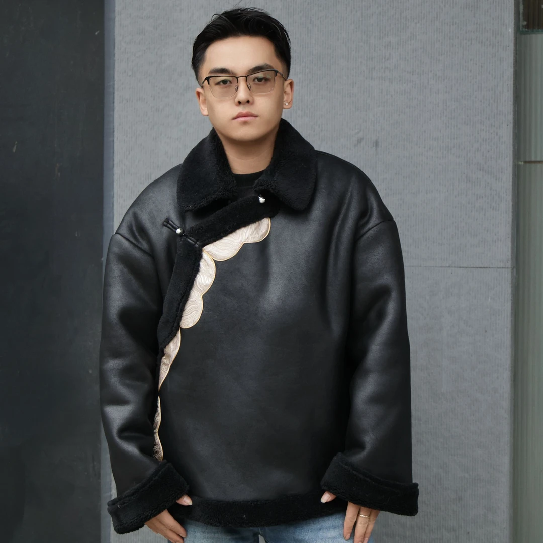 WT345黑色藏族服装男款加绒加厚冬季新款藏式外套大翻领