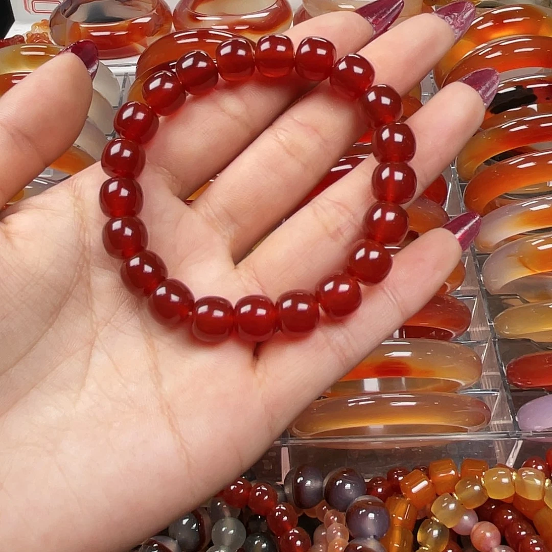 玛瑙/玉髓手镯未镶嵌有*?