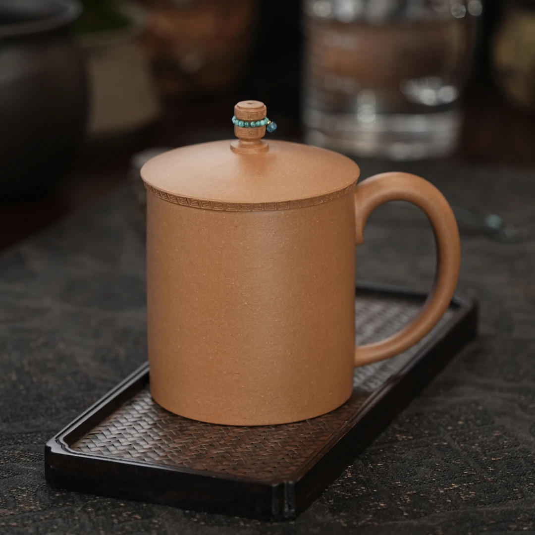 华盖主人杯·黄金段190ml（朱丹设计、徒弟郭云飞制作）原矿紫砂杯