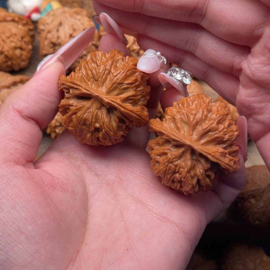 文玩核桃把件全品满肉球苹果园42