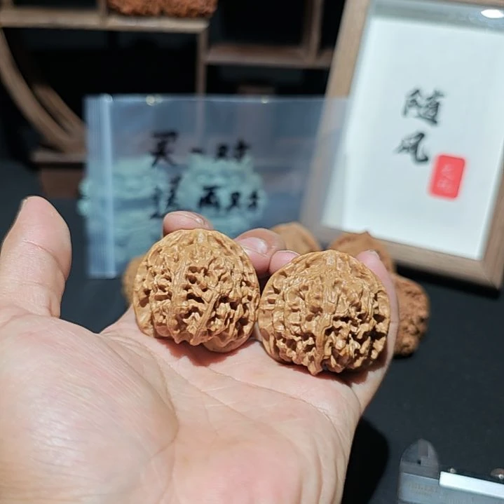 核桃把件40尺寸苹果园微瑕