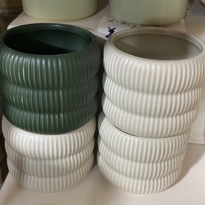 摆件陶盆有孔 微瑕介意勿拍