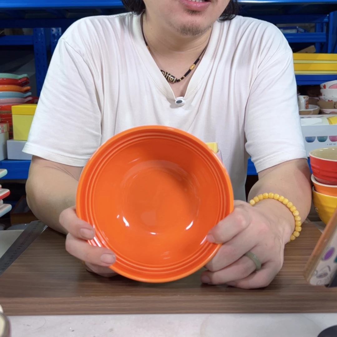 陶瓷橙色温哥华面碗