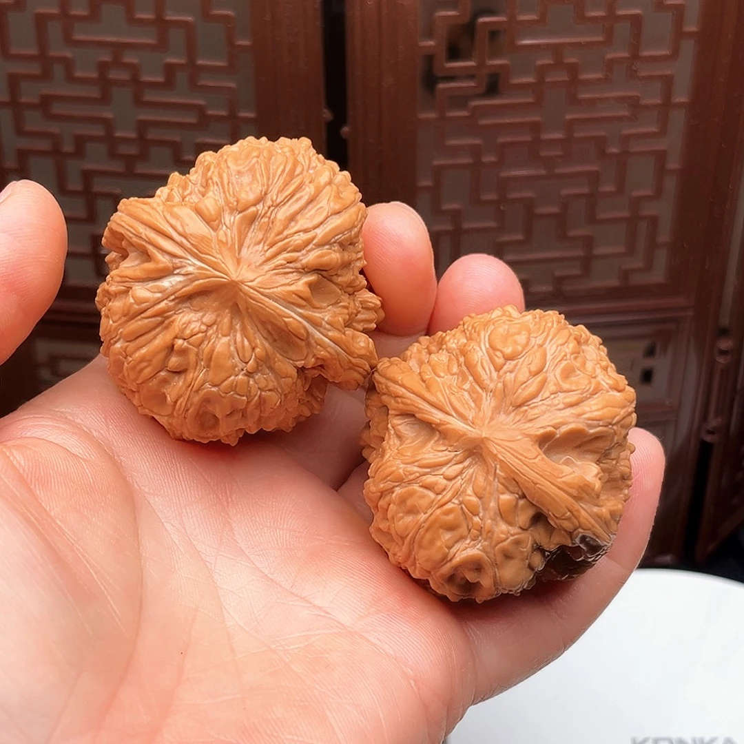 文玩核桃吊坠门墩狮子头