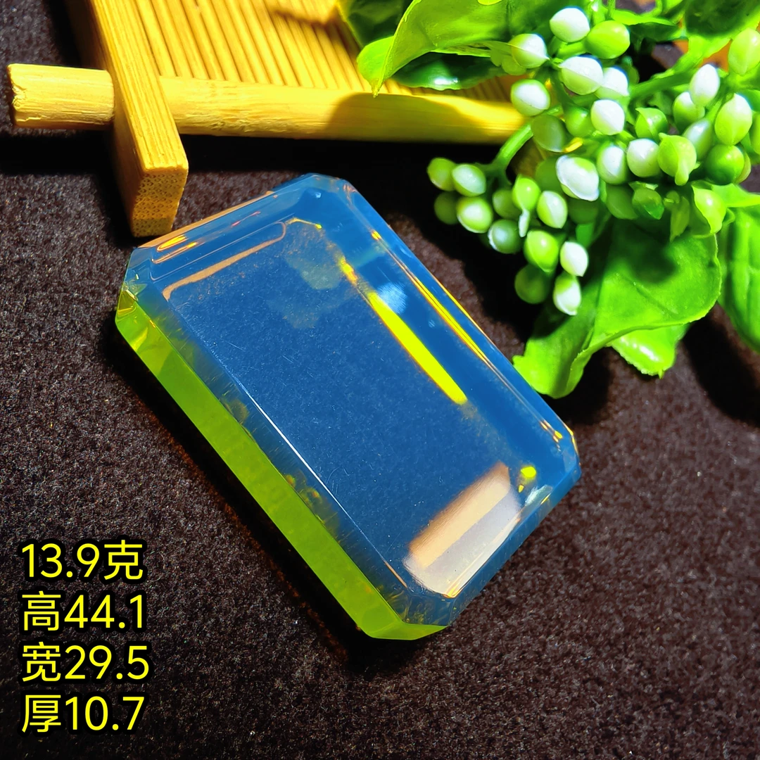 【月光琥珀】13.9克缅甸琥珀顶 级天空蓝子冈无事牌吊坠