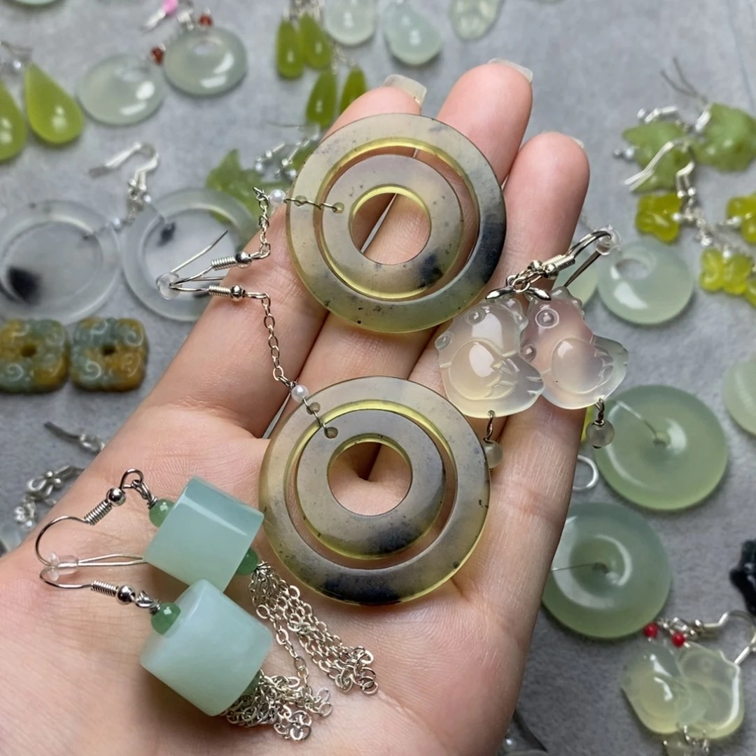 蛇纹石玉未镶嵌耳饰/颈饰