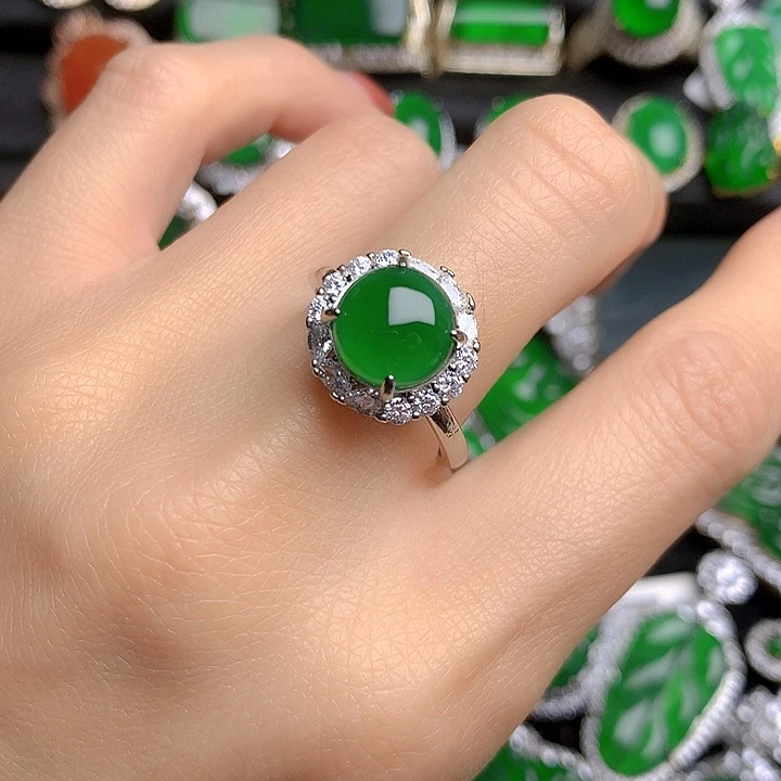 翡翠未镶嵌戒指戒指