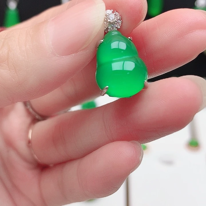 玛瑙/玉髓吊坠(赠链)银S925镶嵌