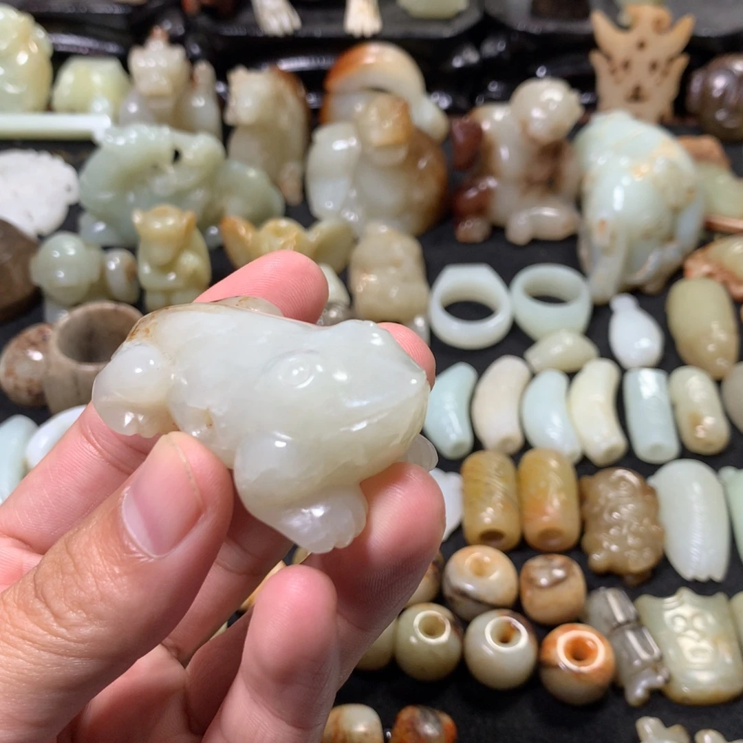 和田玉未镶嵌摆件