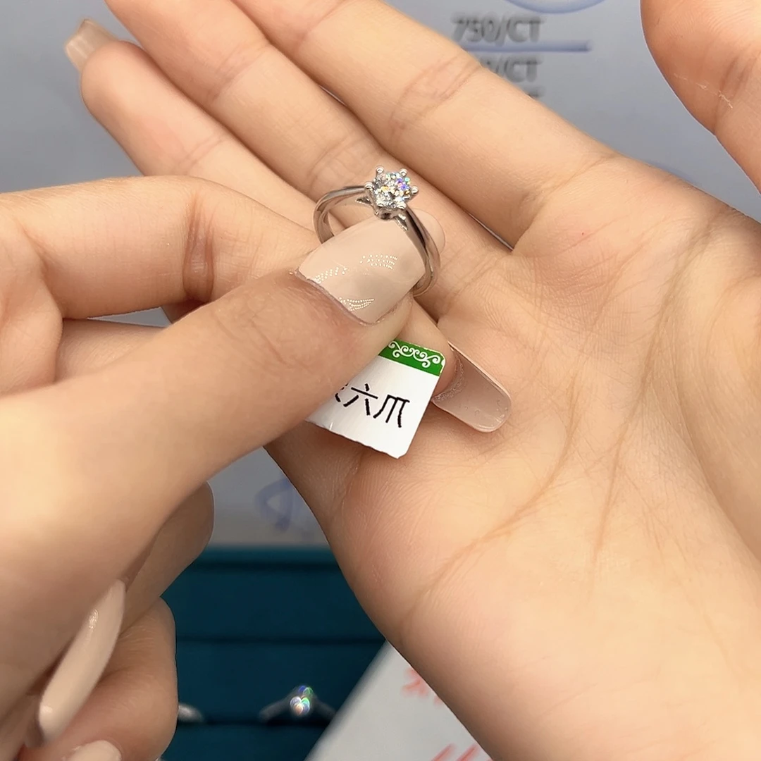 铂Pt950镶嵌实验室培育钻石周家六爪0.5CT    9