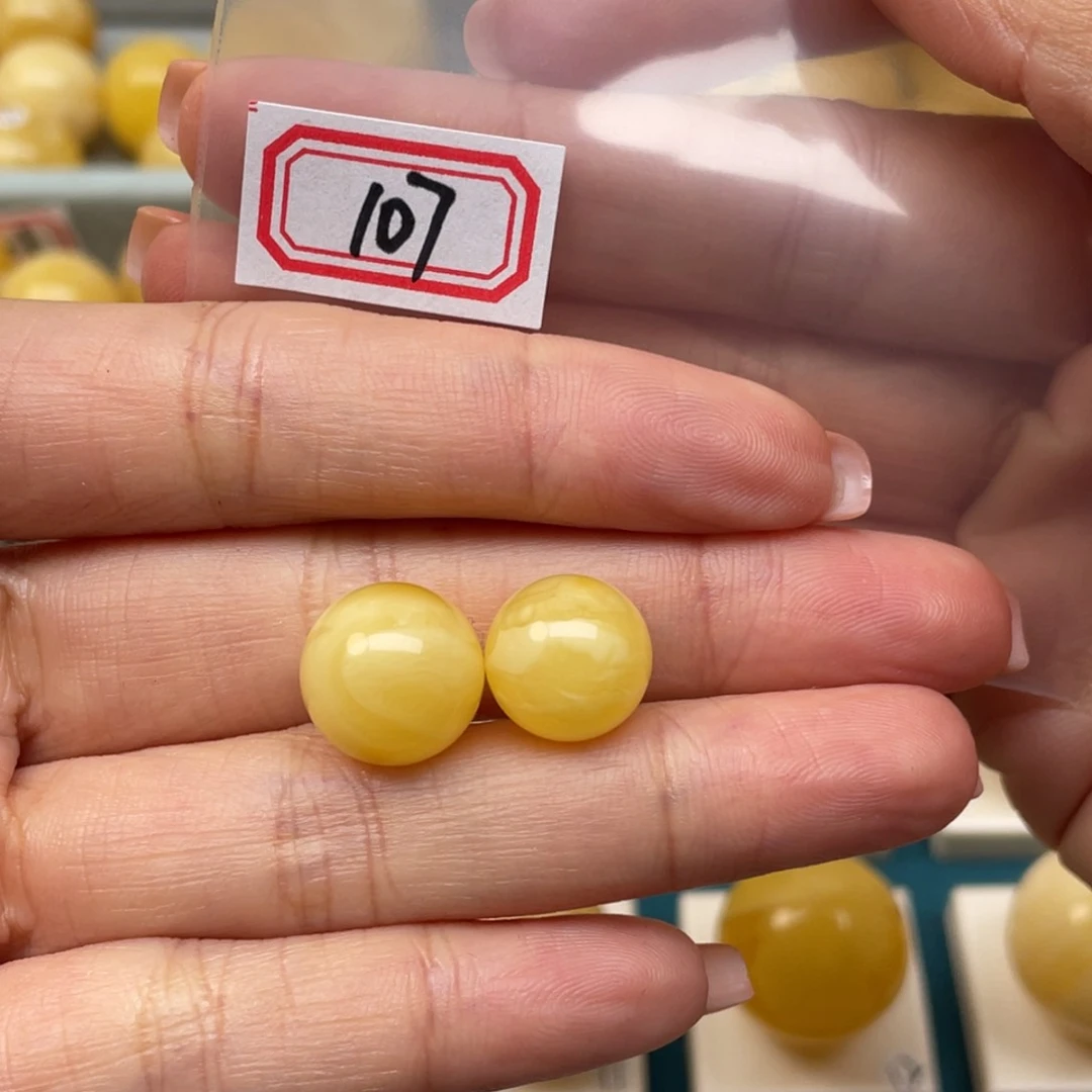 蜜蜡裸石未镶嵌猫*乐蜜蜡