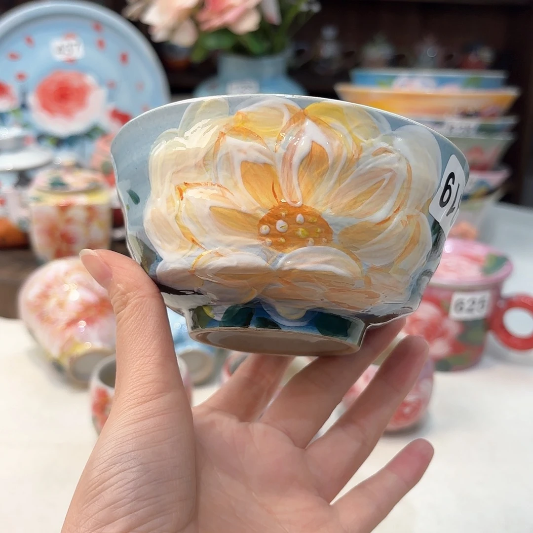 瓷片兔兔好可爱啊我