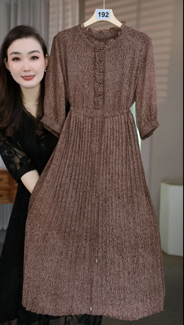 青花瓷咖色> 收腰显瘦气质连衣裙 宽松时尚长款连衣裙