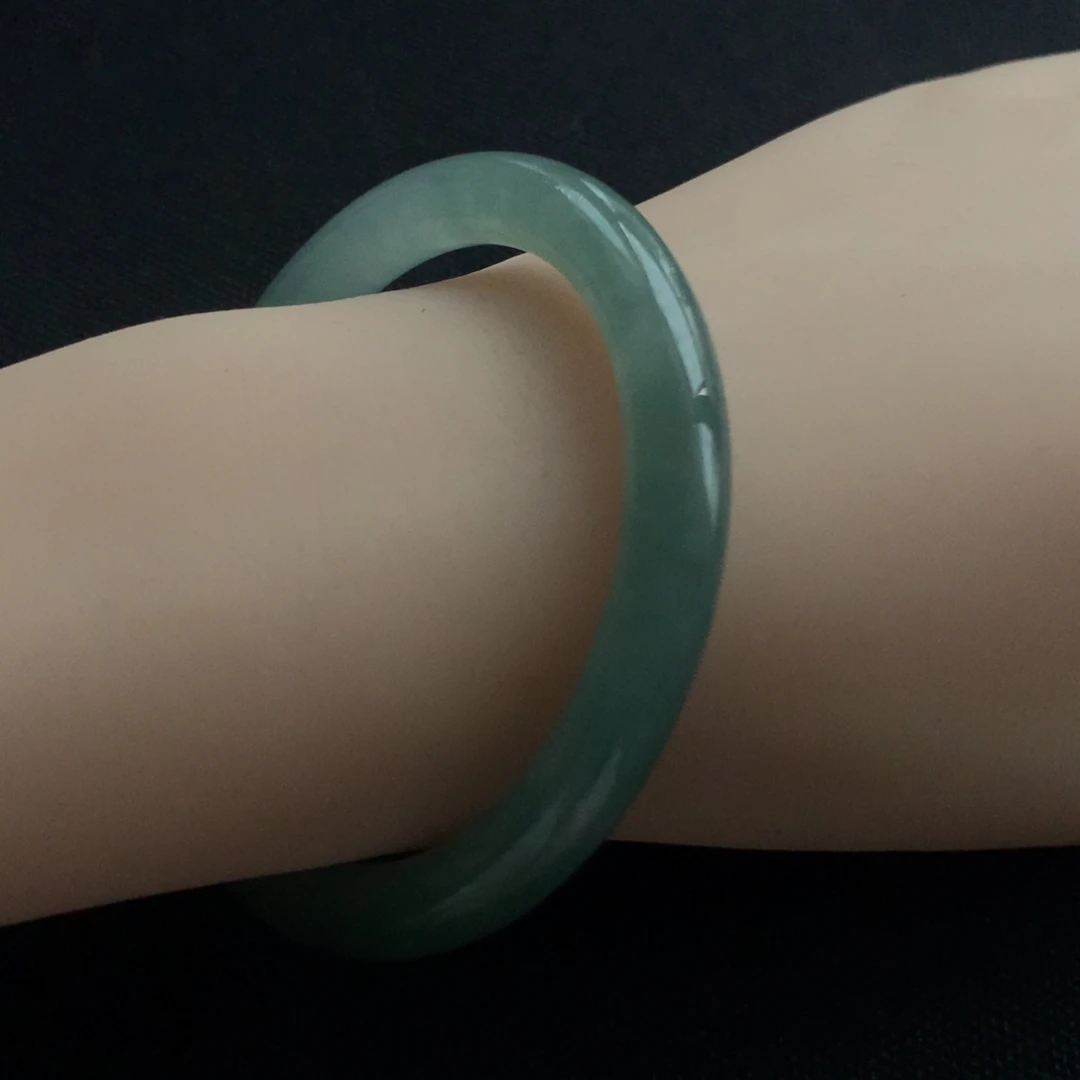 翡翠未镶嵌手镯1号54.5圆