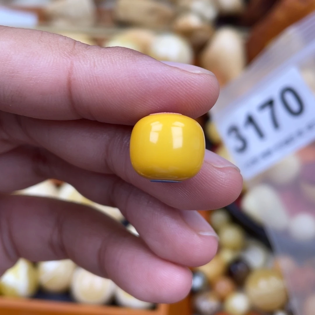 未镶嵌蜜蜡珠宝奇石13