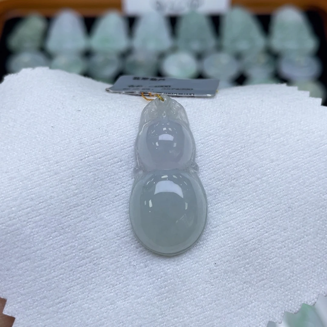 颈饰未镶嵌翡翠葫芦