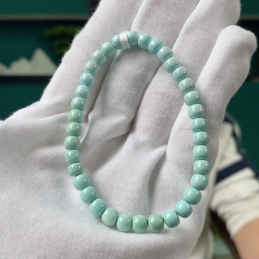 涓***菜绿松石未镶嵌珠宝奇石