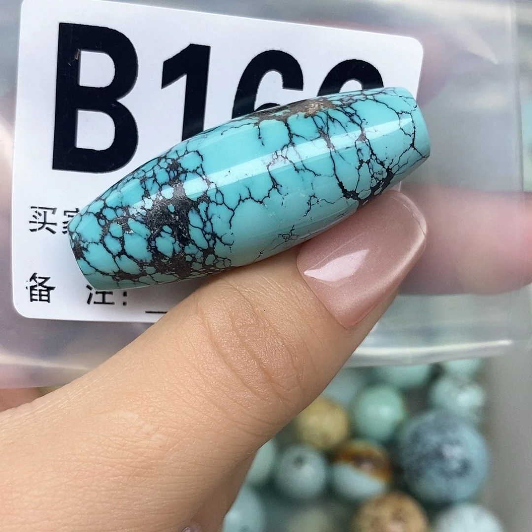 绿松石配饰未镶嵌不****猫