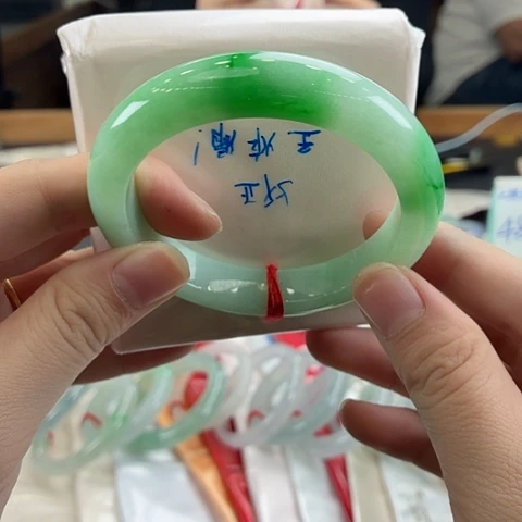 翡翠未镶嵌手镯天然翡翠手镯18号