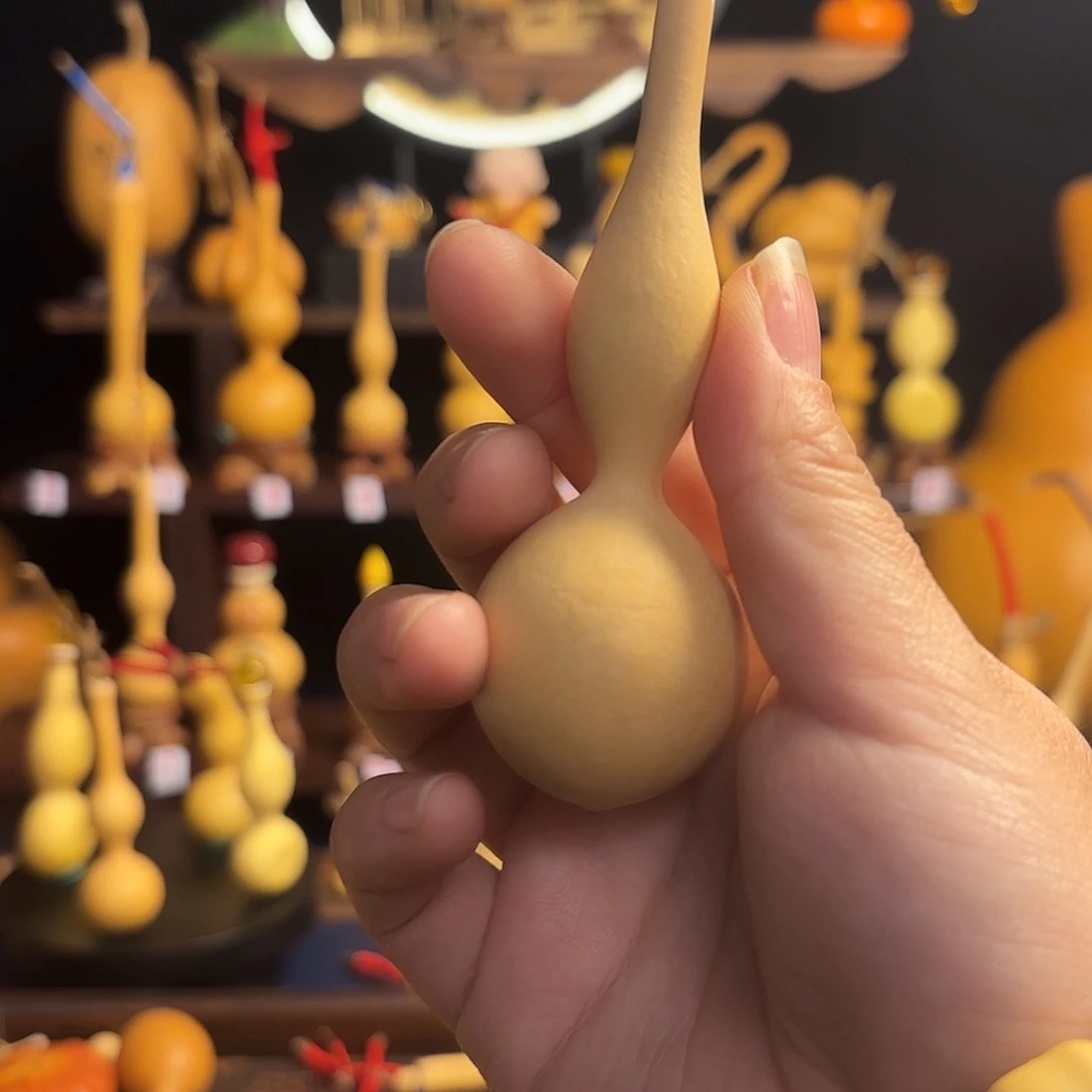 这***默大叶紫檀（黑酸枝木类）