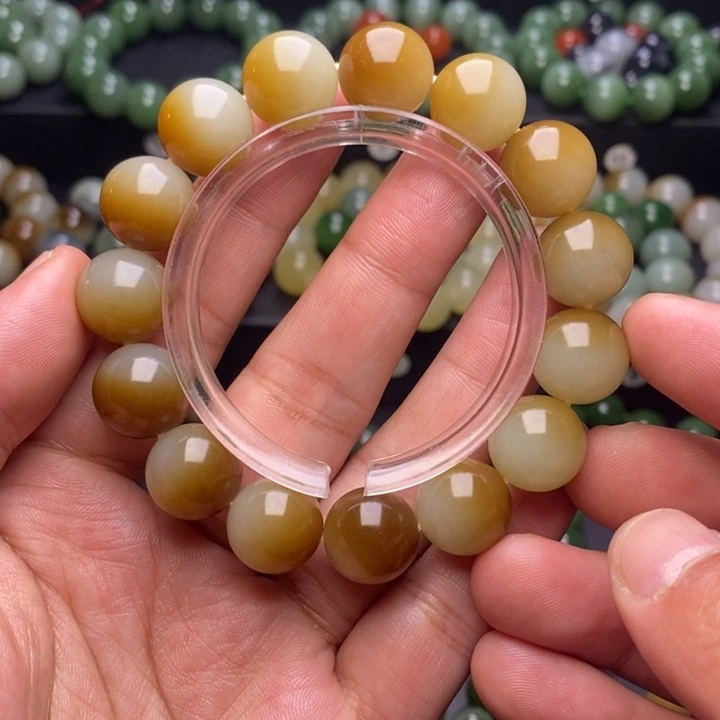 和田玉未镶嵌手串