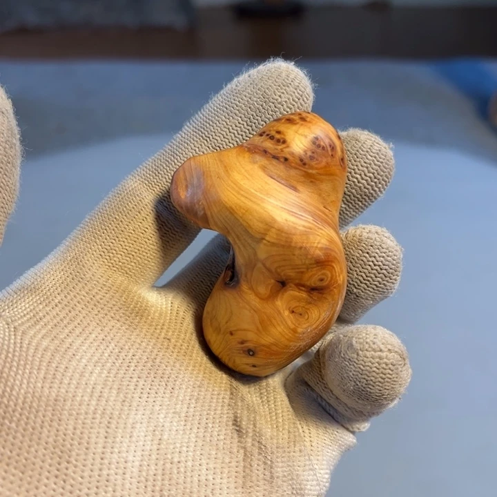 柏木（崖柏）根雕工艺摆件崖柏