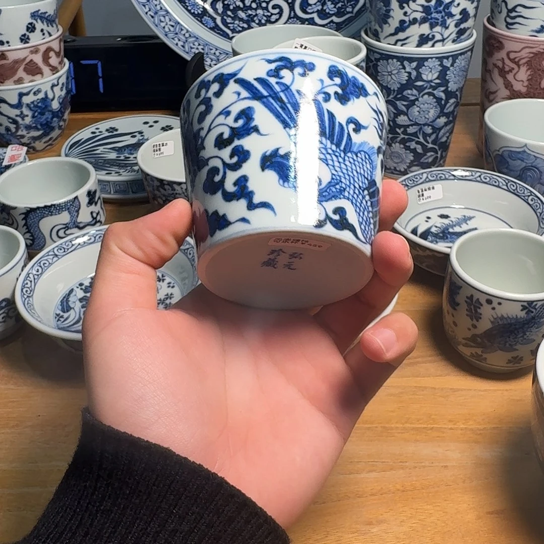 43242424752772588668