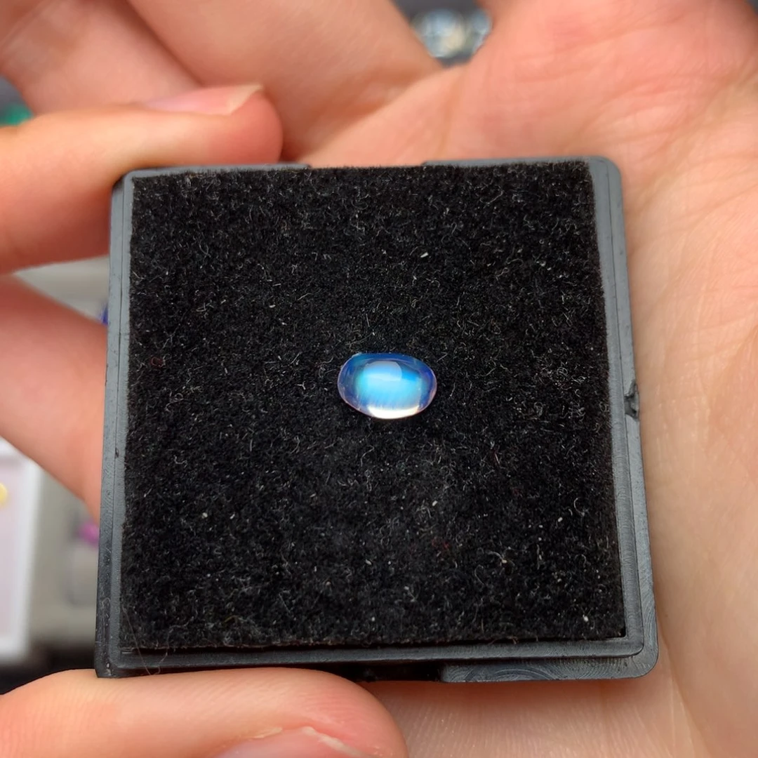 月光石裸石0.82ct