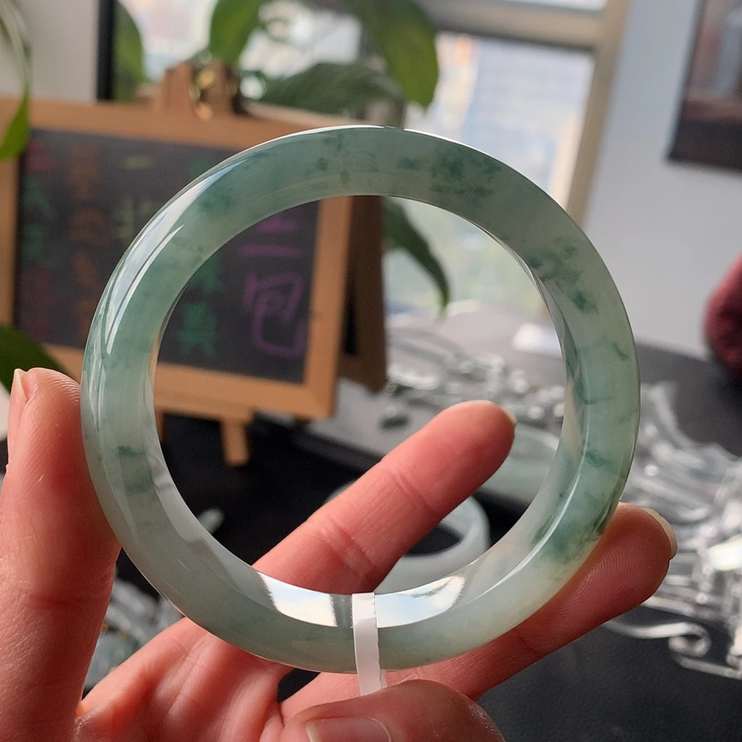 翡翠未镶嵌手镯天然翡翠手镯